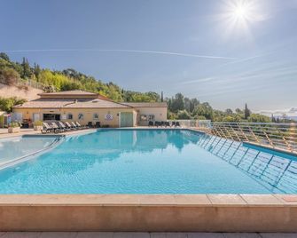 Vacancéole Le Domaine de Camiole - Callian - Bazén