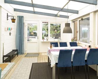6 person holiday home in Korsør - Korsør - Comedor