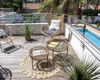 Villa Claris, Big House 300 Meters Away From The Beach - Vieux-Boucau-les-Bains - Balcony