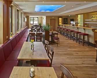 Hotel-restaurant Haus Hubertus - Winterspelt - Restaurante