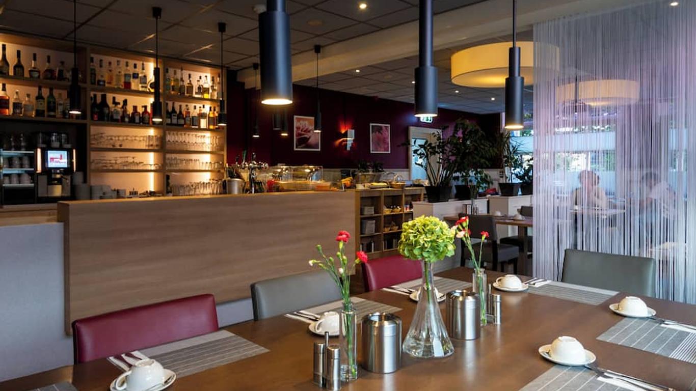 هوتل أويبكيس