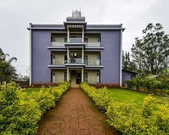Prince Palace By Treebo - Mahabaleshwar - Building