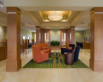 Fairfield Inn & Suites by Marriott Winnipeg - Winnipeg - Lobby