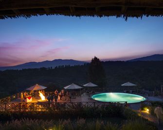 Neptune Ngorongoro Luxury Lodge - Ngorongoro - Pool