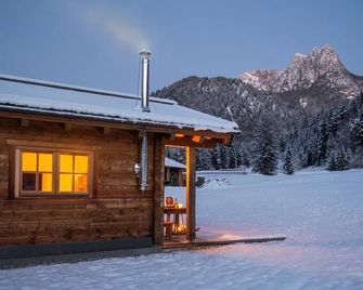 Vitaloase to the Three Brothers - Romantikstadel - Unken - Edificio