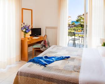 Hotel Virginia - Diano Marina - Habitación