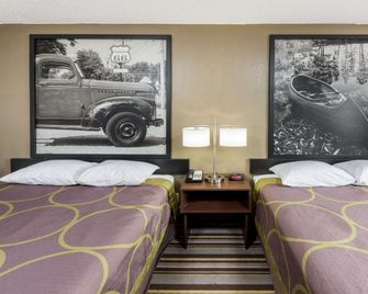 Super 8 by Wyndham Bloomington/Normal - Bloomington - Makuuhuone