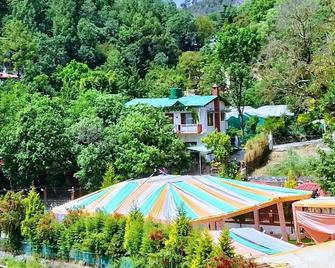 Damyanti Hotel And Resort - Bhimtal - Building