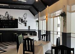 Near Big 5 Numbi Lodge - White River - Restaurante