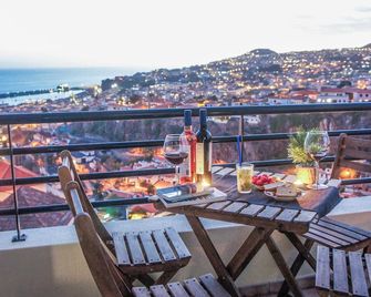 Trendy Apartments - Funchal - Balcón
