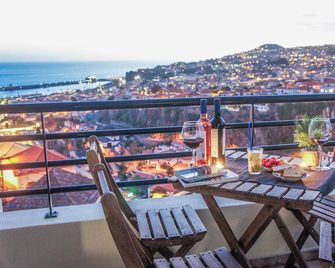 Trendy Apartments - Funchal - Balcón