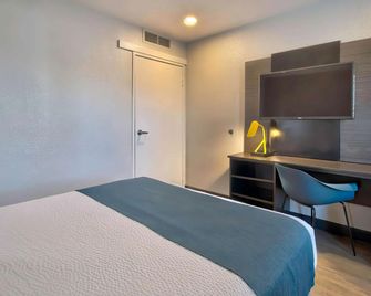 Motel 6 Palmdale - Palmdale