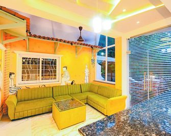 Hotel Quinta da Branca - near baga beach - Calangute - Huiskamer