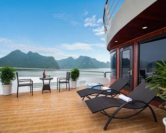 Aspira Cruise - Ha Long - Balcony