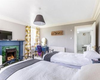 Parkhead House - South Queensferry