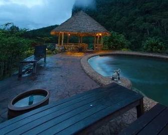 The Cliff & River Jungle Resort - Phanom - Pool