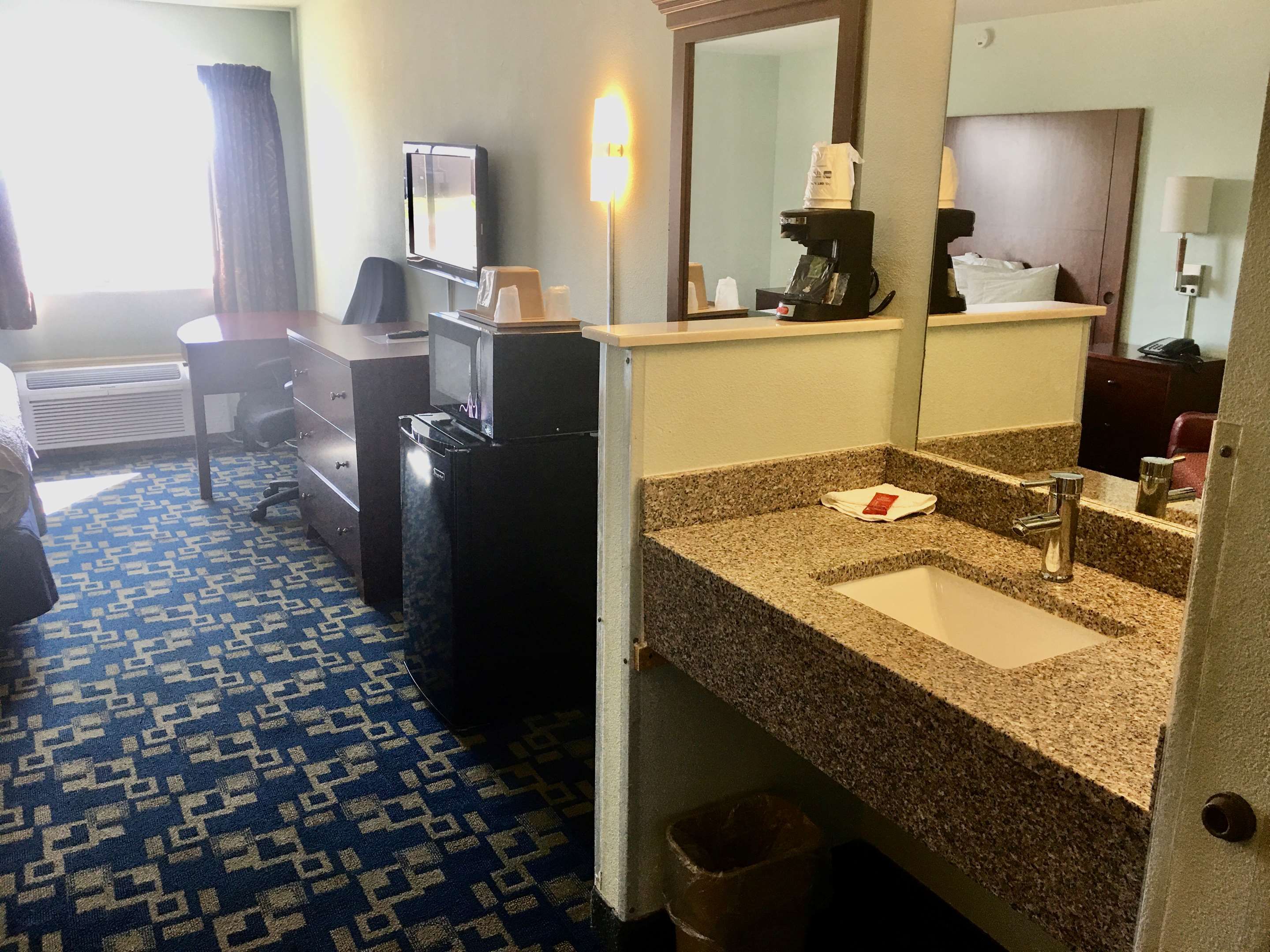 Bedroom view of SureStay Hotel by Best Western Weimar