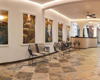 Nueve Agaves Hotel - Tequila - Lobby