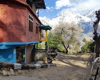 Silk Route Home Stay - Kalpa - Building