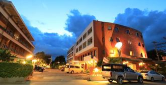 Pin Hotel - Lampang - Rakennus