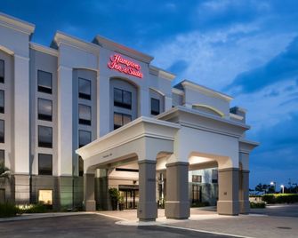 Hampton Inn & Suites Panama City Beach-Pier Park Area - Panama City Beach - Byggnad