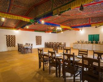 Ozaki Desert Camp Jaisalmer - Jaisalmer - Restaurant
