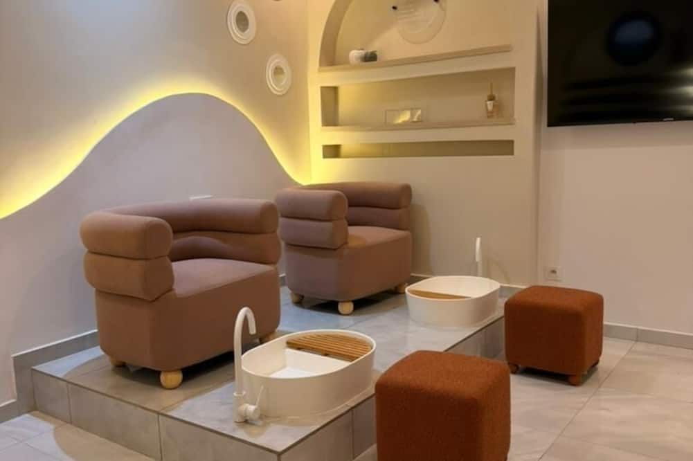 Kadiss Hotel - דקר - טרקלין