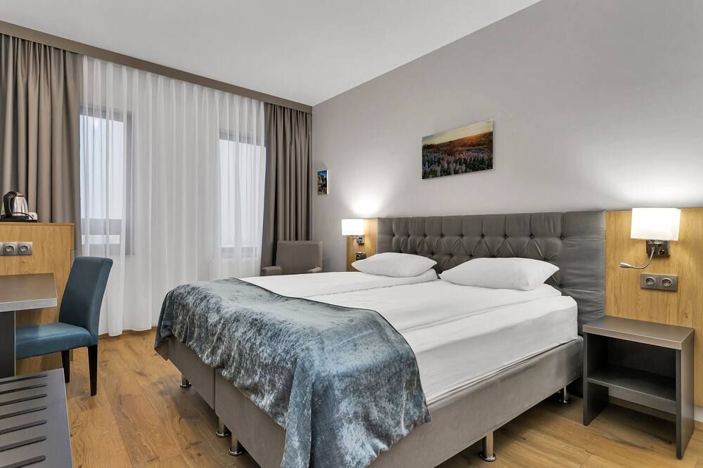 Airport Hotel Aurora Star - קפלאביק - חדר שינה