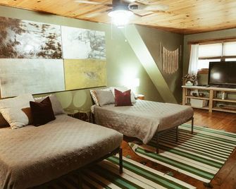 Mt. Sherman Cabin - Ozark Mountains - Jasper - Bedroom