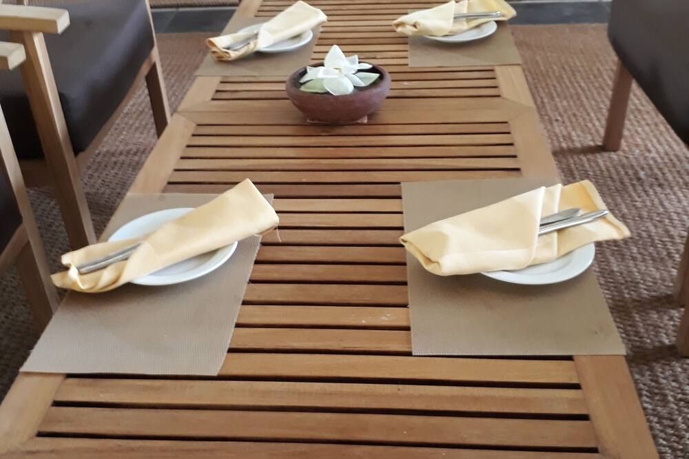 Traveller's Home Hotel - Tissamaharama - Restaurante