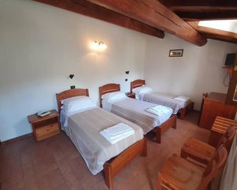 Hotel Terme Ristorante - Acquasanta Terme - Habitación