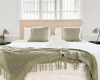 Villa Limone - 2br - Sleeps 6 - Cbd And Free Parking - Brisbane - Bedroom