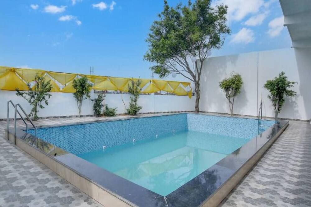 Shree Ji Hotel & Banquet - Karnāl - Pool