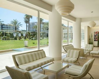 Una Hotel Versilia - Camaiore - Resepsjon