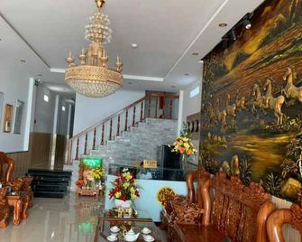 Hiep Thanh Hotel - Туй Гоа - Лоббі