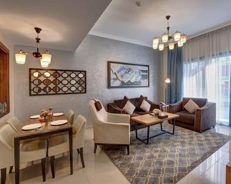 Class Hotel Apartments - Dubai - Living room