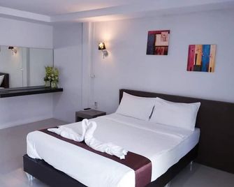 Going Grand Hotel - Nakhon Si Thammarat - Bedroom