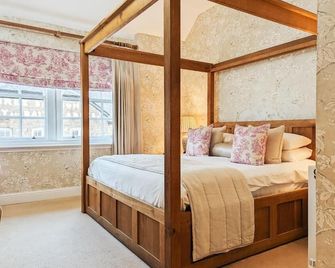 Three Salmons Hotel - Usk - Schlafzimmer