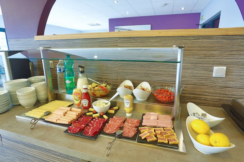 Eastlodge Lyon Est Eurexpo - Saint-Priest - Buffet