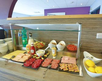 Eastlodge Lyon Est Eurexpo - Saint-Priest - Buffet