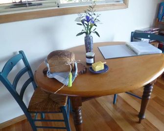 19 Blue - Kingston Beach - Comedor