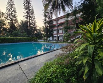 Mazra Retreat Coorg - Kushālnagar - Pool