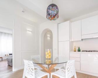 Ca del Mar Venice Luxury Apartments - Venice - Dining room