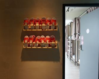 Corner Hostel & Cafe - Taipéi - Habitación