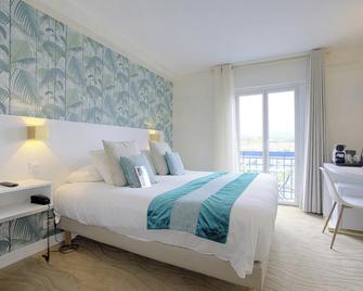 أوتل لو ريليه سان جاك - سان-جان-دو-لوز - غرفة نوم