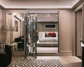 Square Townhouse - Brighton - Bedroom