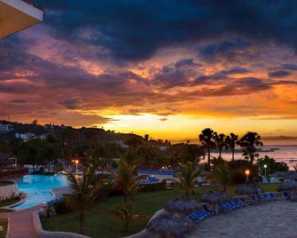 Lifestyle Tropical Beach Resort and Spa - Puerto Plata - Outdoors view