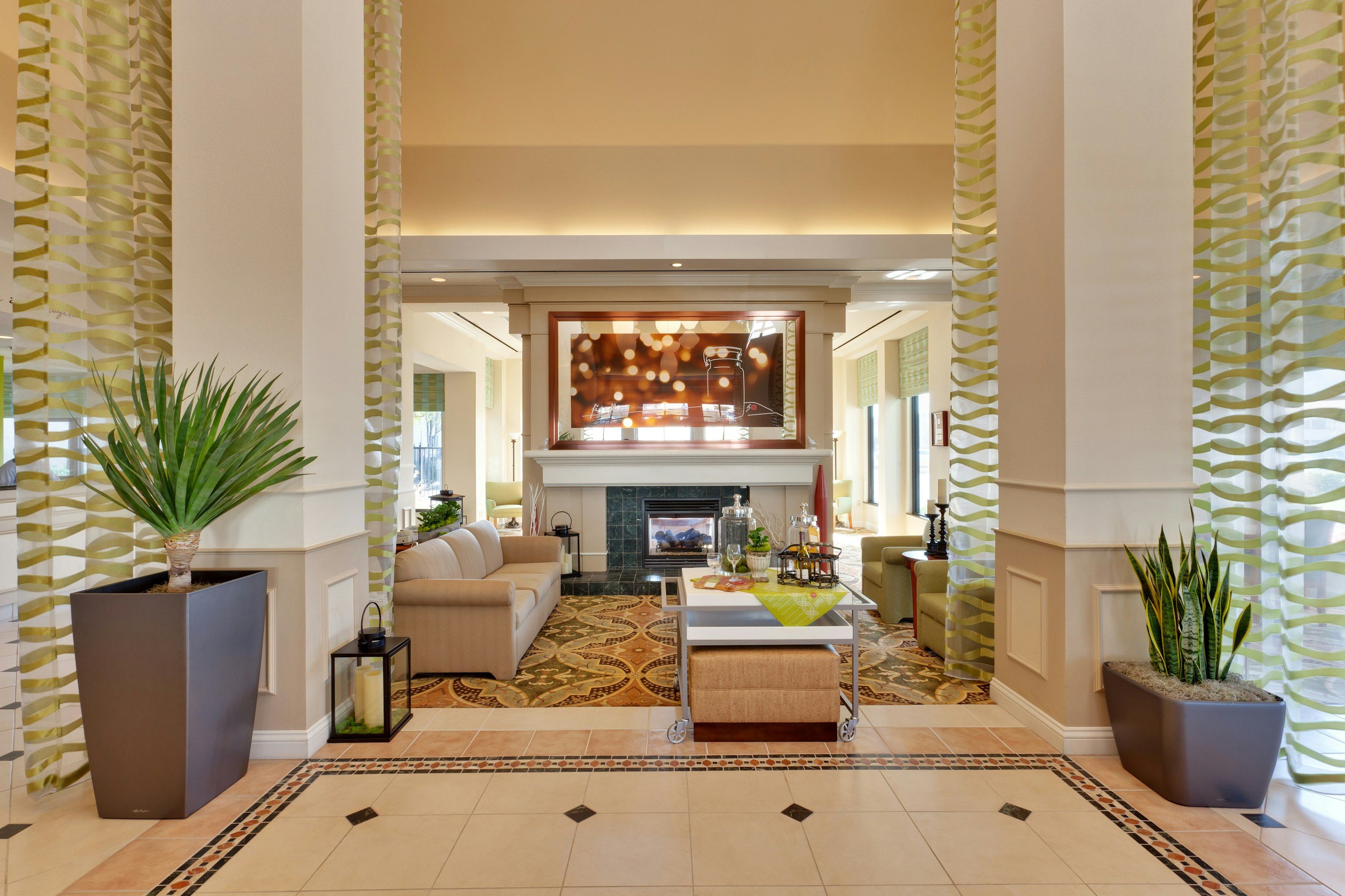 Hilton Garden Inn Sacramento Elk Grove - Elk Grove - Lobby