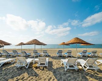 Sanli Beach Resort - Filyos - Beach