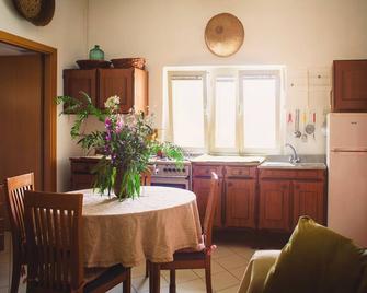The rural cottage In Our Garden Sardinia - Quartu Sant'Elena - Dining room